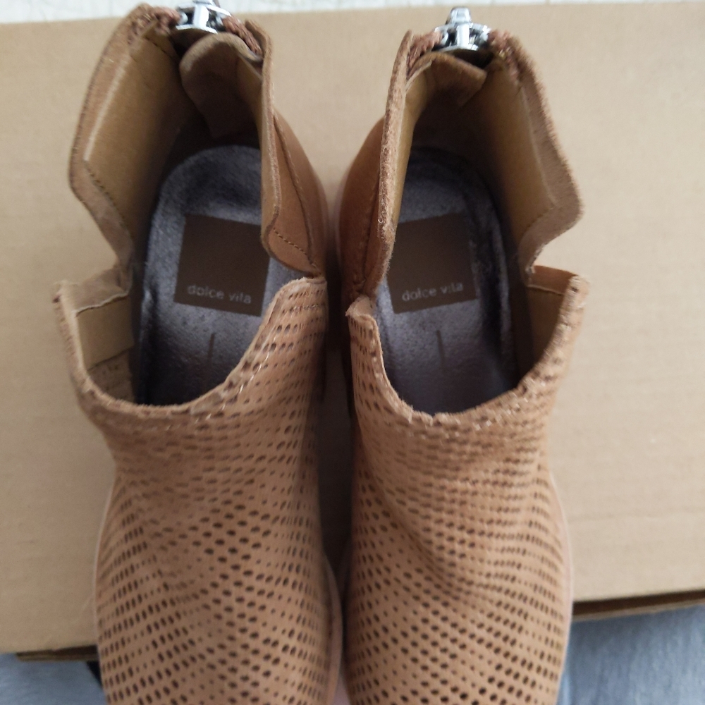 🆕LAST PAIR! 🌿DOLCE  VITA LEATHER BOOTIES🌿 - Picture 7 of 8